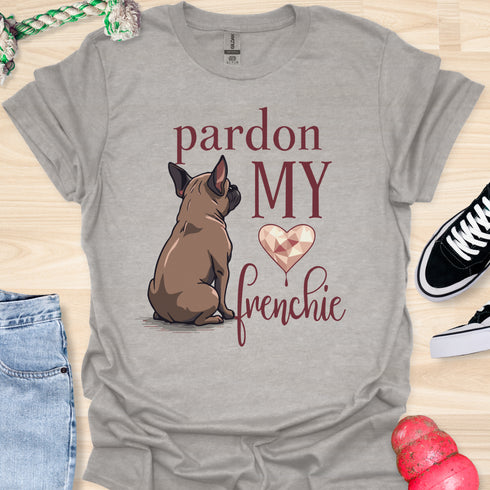 Pardon my frenchie - V3 - Brown Shy Innocent T-Shirt